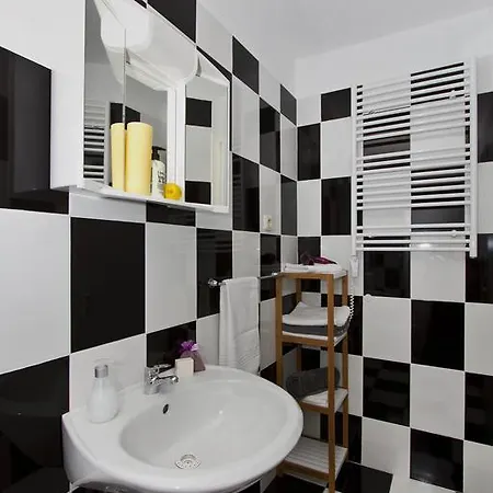 Yvonne Apartman Trogir